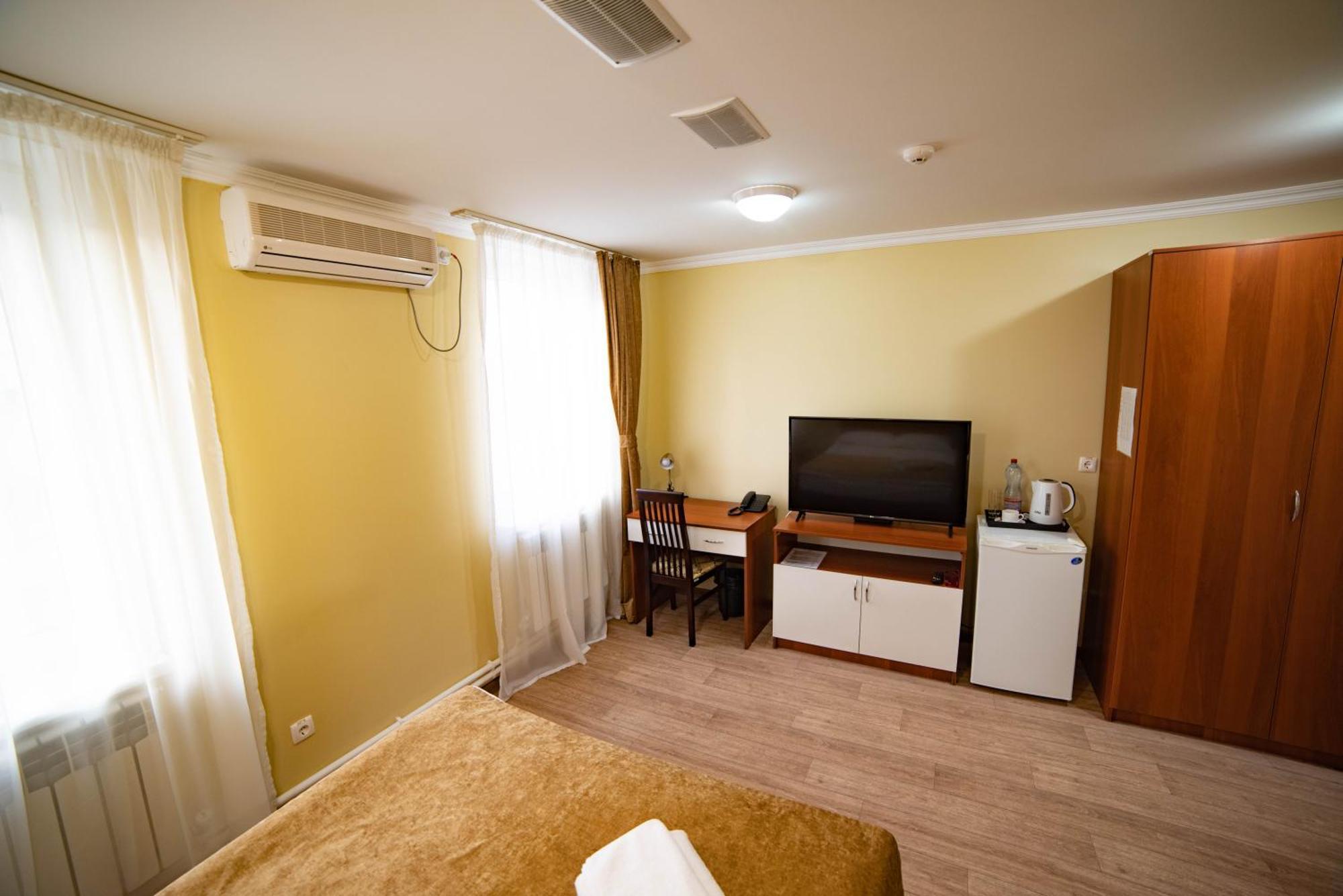 Chagala Hotel Aksai Aksay Zewnętrze zdjęcie